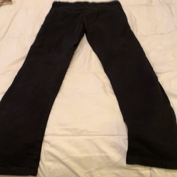 Children’s Place black and khaki pants and a black vest bundle - Picture 4 of 6